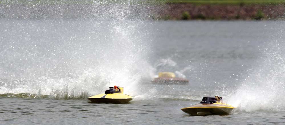 How To: Get Into Model Boat Racing