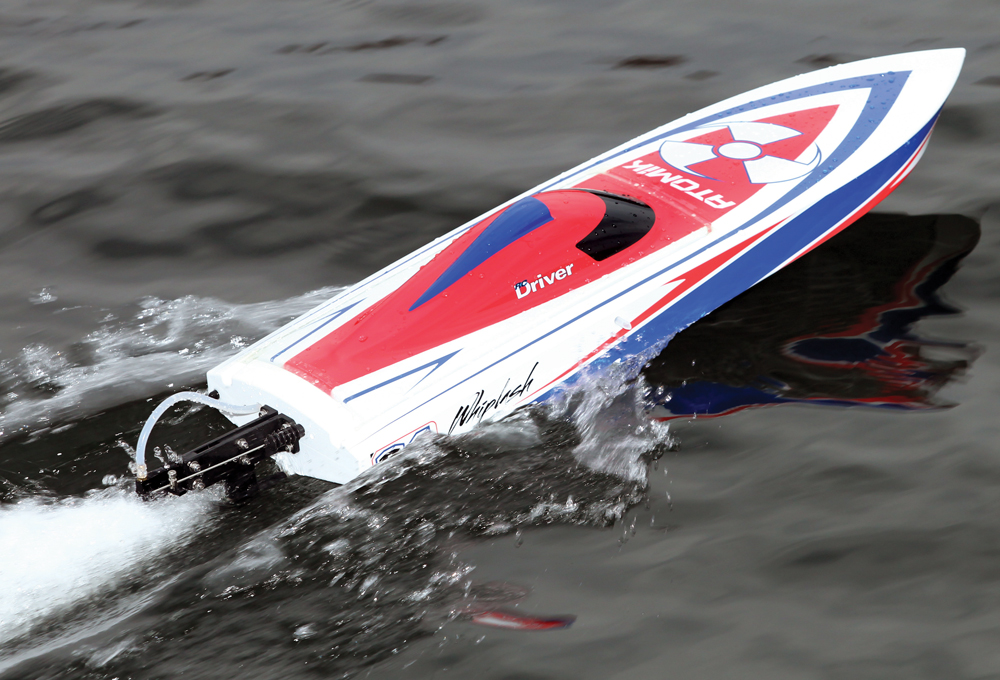 Atomik Whiplash 24 - RC Boat Magazine